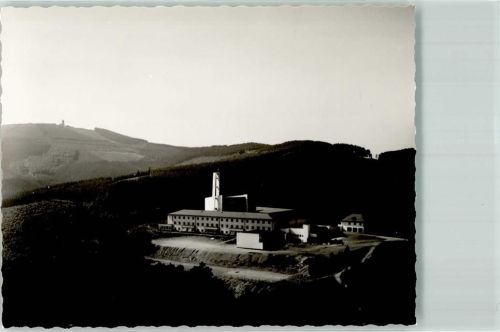 Altenhundem Foto Original aus Archiv eines Ansichtskartenverlags Vogelschau Missionshaus Maria Königin Ort handschriftlich