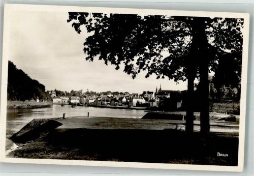 Auray