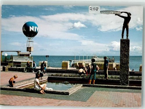 Haffkrug Denkmal Werbung Nivea Ball