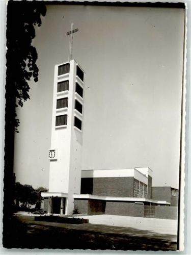 Jever Foto Original aus Archiv eines Ansichtskartenverlags St. Benedikt Kirche Oldtrimer Ort handschriftlich
