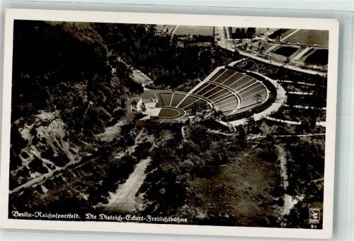 Charlottenburg Fliegeraufnahme der Boxarena Dietrich-Eckardt-Bühne auf dem Reichssportfeld Fotograf Klinke & Co.