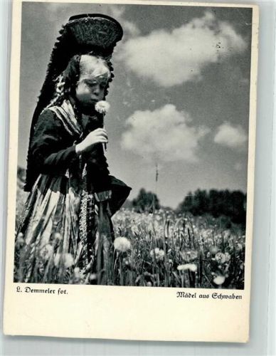 1940 Mädel Pusteblume Foto: Demmeler