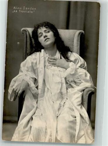 Sanden Aline als La Traviata