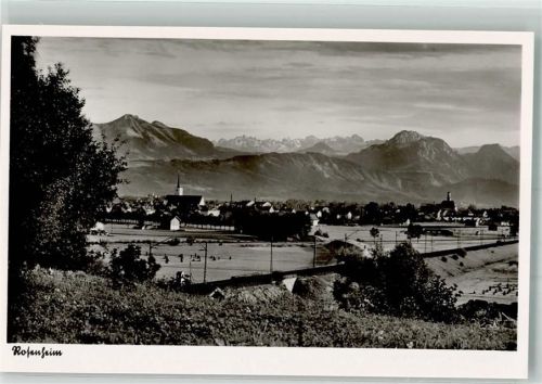 Rosenheim mit Kirche Christkönig und Alpenpanorama