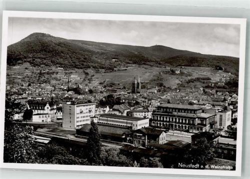 Neustadt mit Bahnhof Saalbau St. Marien Kirche und Stiftskirche