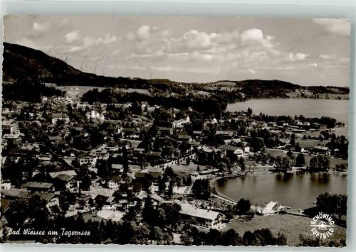 Bad Wiessee Fliegeraufnahme des Ortes am Tegernsee