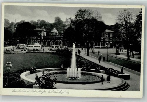 Neustadt 1938 Bahnhofsplatz mit Brunnen Omnibus Verlag Emil Hartmann Nr. 2452
