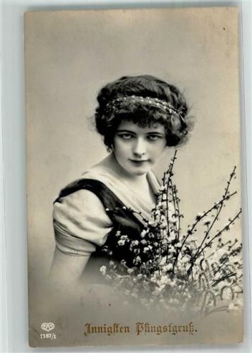 Pfingsten Junge Frau mit Ginsterblüten Nr. 1187/1