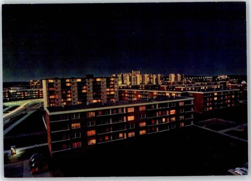 Mettenhof Hochhäuser bei Nacht