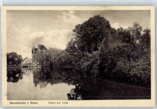 Neumünster Ortsansicht, Partie am Teich