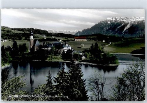 Höglwörth Kloster, Blick zum Dachstein und Untersberg