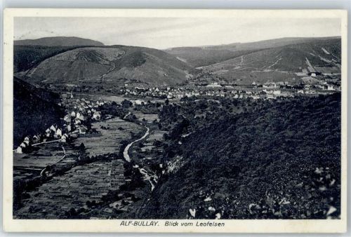Bullay Blick vom Leofelsen