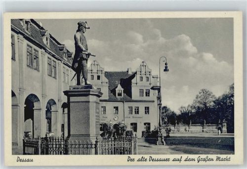 06842 O4500 Dessau , Anh - Denkmal Der alte Dessauer, Gasthaus zum alten Dessauer