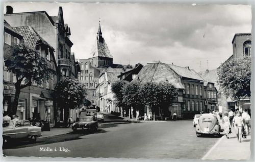 Mölln Straßenansicht VW Käfer Autos