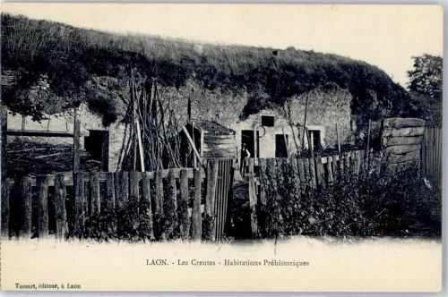 Laon Les Creutes Habitations Prehisoriques