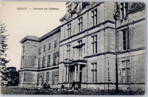 Roucy Derriere du Chateau