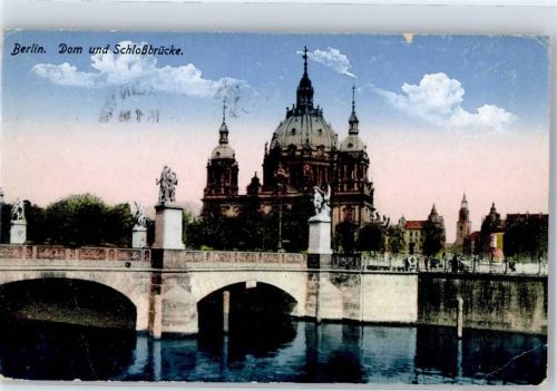 Berlin Mitte Dom und Schlossbrücke