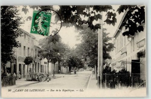Sathonay-Camp rue de la Republique