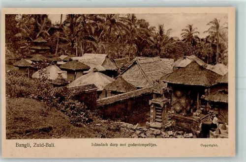 Bali Bangli Inlandsch dorp met godentempeltjes