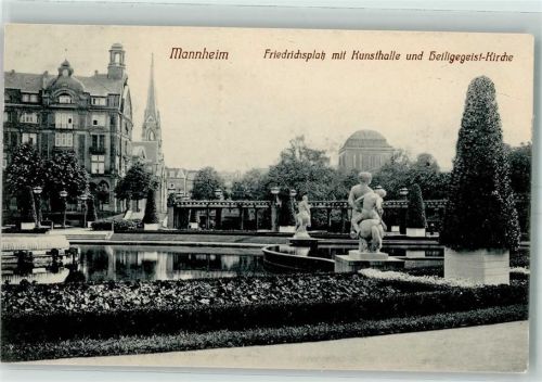 Mannheim Friedrichsplatz mit Kunsthalle Heiligegeist Kirche
