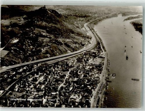 Königswinter Fliegeraufnahme des Ortes mit der Drachenbrücke und Drachenfels