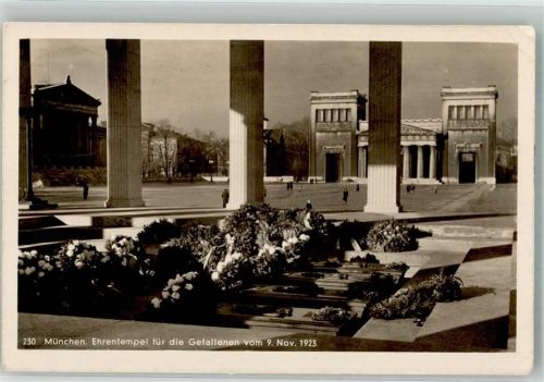 München 1938 Ehrentempel für die Gefallenen des 9. November 1923 auf dem Königsplatz