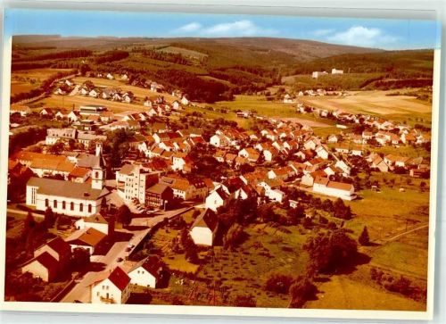 Weiskirchen Fliegeraufnahme Foto Original aus Archiv eines Ansichtskartenverlages Ort handschriftlich