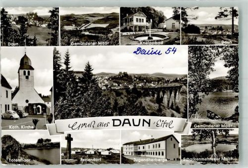 Daun Kath. Kirche Pension Feriendorf Jugendherberge VW Käfer