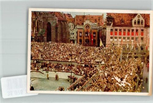 W8500 Nürnberg Sammelbild Festtribüne auf dem Parteitag Album Nr. 8 Deutschland erwacht Nr. 225 Reichsparteitag 1933 KEINE AK