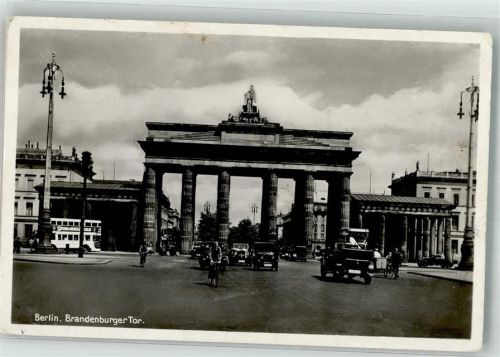 Tiergarten Auto Omnibus Brandenburger Tor