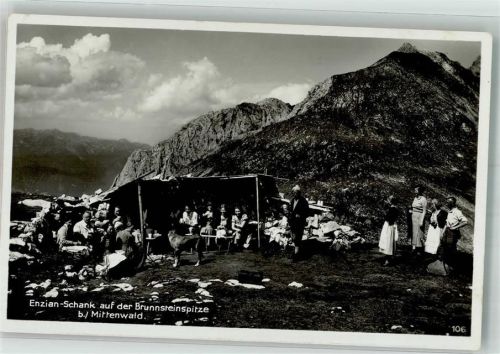 Mittenwald Enzianschank Brunnsteinspitze