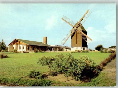 Fahrland Windmühle mit Grillgasthaus Mühlenbaude Fotograf Handrick VEB Bild und Heimat