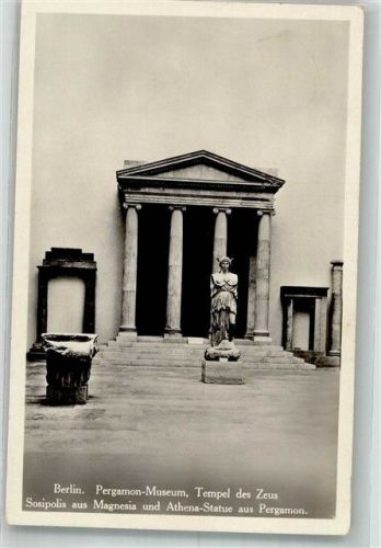 Berlin Mitte 1933 Pergamon-Museum Tempel des Zeus mit Athena-Statue