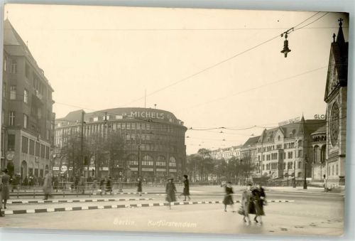 Charlottenburg Kurfürstendamm Oldtimer
