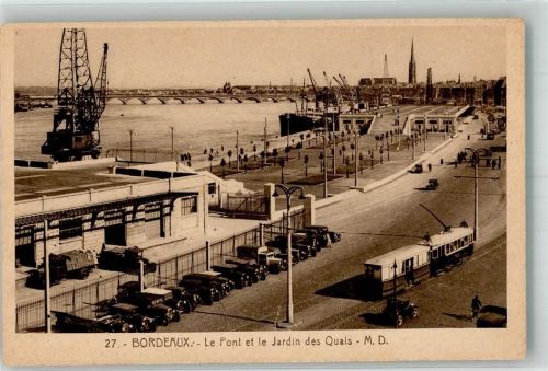 Bordeaux LKW Auto Straßenbahn Hafen
