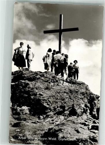 Grosser Arber Wanderer am Gipfelkreuz Fotograf Löwenhag