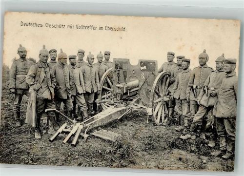 Landser in Uniform mit einem beschädigten Geschütz Verlag Schaar & Dathe Nr. 97 Feldpost Preuss. Eisenbahn-Arbeiter-Bataillon No. 3