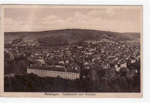 Meiningen Meiningen mit Totalansicht vom Bielstein gelaufen von 1934 kleiner Knick oben und unten links, sonst gut erhalten.