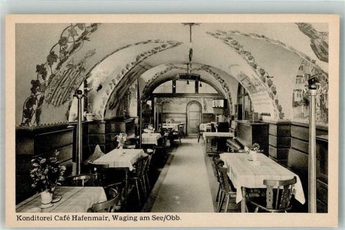 Waging Konditorei Cafe Hafenmair Gastraum Blumen Gewölbe