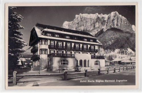 Ehrwald mit Hotel Maria - Regina und Zugspitze gelaufen von 1955. Gute Erhaltung.