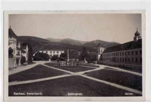 Seckau mit Zellenplatz gelaufen von 1932. Leicht fleckig, sonst gut erhalten