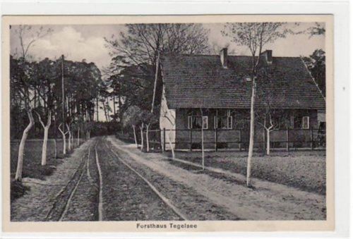 Berlin Reinickendorf mit Forsthaus Tegelsee ungelaufen Gute Erhaltung.