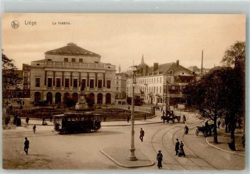 Liege Denkmal Theater Straßenbahn