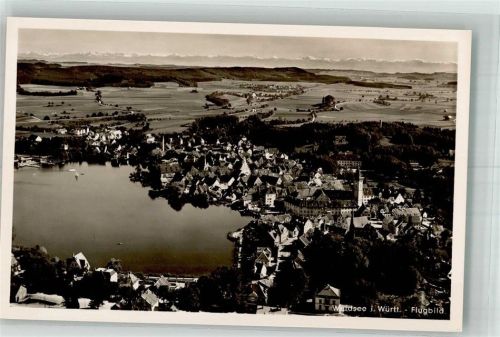 Bad Waldsee Fliegeraufnahme des Ortes mit Stiftskirche St. Peter