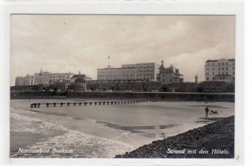 Borkum Borkum mit Strand und den Hotels gelaufen, 1929. Leichter Stempeldurchdruck, sonst gut erhalten