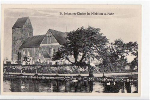 Nieblum Nieblum a. Föhr mit St. Johannes - Kirche. ungelaufen handschriftliches Datum von 1923. Top Erhaltung.