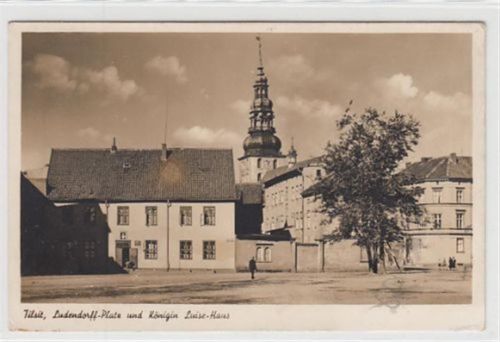 Tilsit Tilsit / Sowetsk. Ludendorff-Platz Königin Luise-Haus ungelaufen Vorder- und Rückseite leicht fleckig, sonst gut erhalten