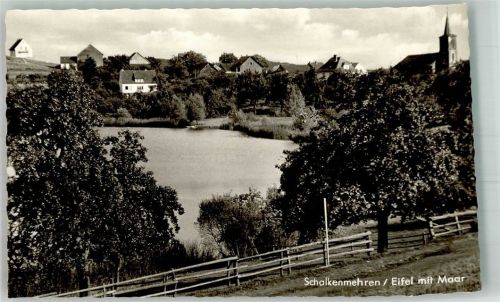Schalkenmehren Eifel mit Maar