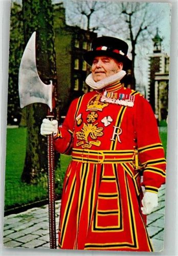 London Uniform Yeoman Warder at the Tower