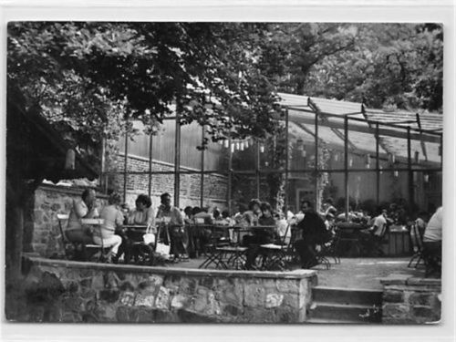 Blankenburg Blankenburg am Harz. Terrasse der Gaststätte Großvater gelaufen. leichte Abschürfungen, leicht fleckig, sonst gut erhalten